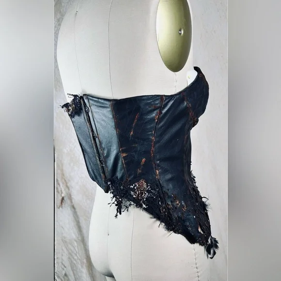 Designer Reconstructed distressed genuine leather corset bustier - Picture 3 of 9